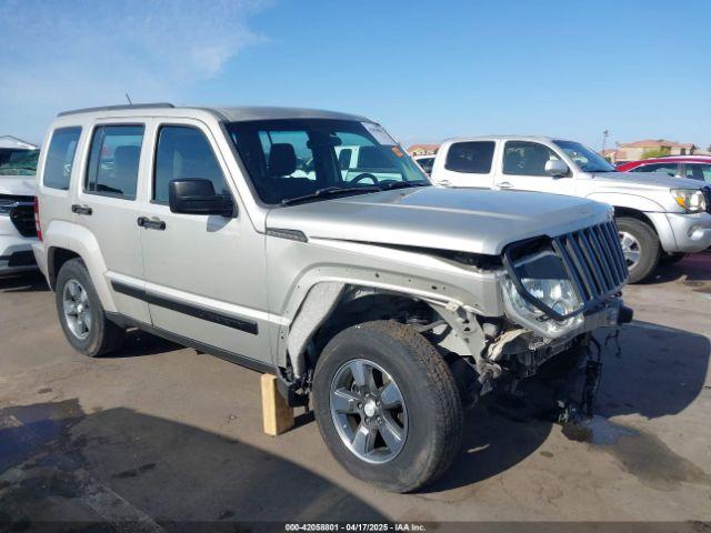  Salvage Jeep Liberty