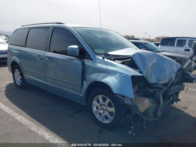  Salvage Chrysler Town & Country