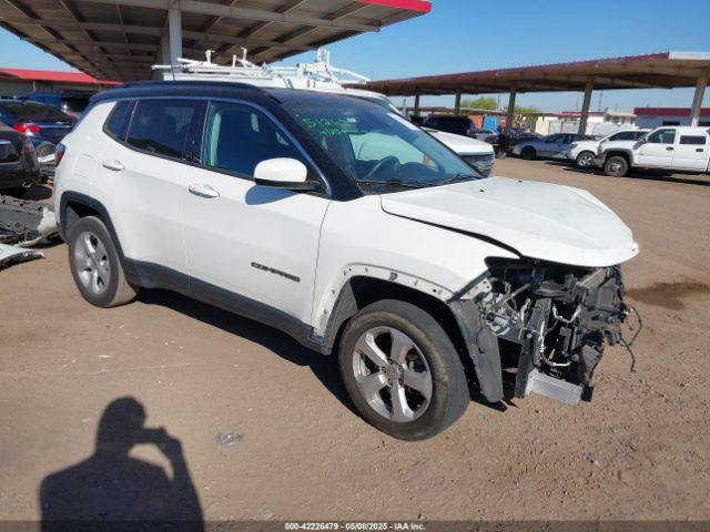  Salvage Jeep Compass
