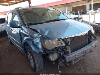  Salvage Chrysler Town & Country