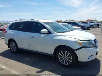  Salvage Nissan Pathfinder