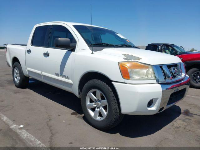  Salvage Nissan Titan