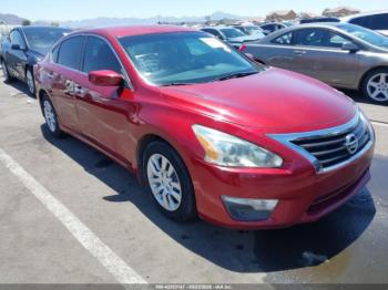  Salvage Nissan Altima