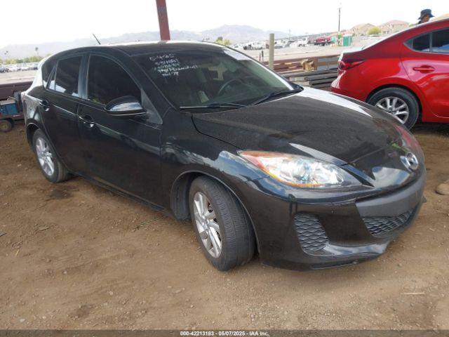 Salvage Mazda Mazda3