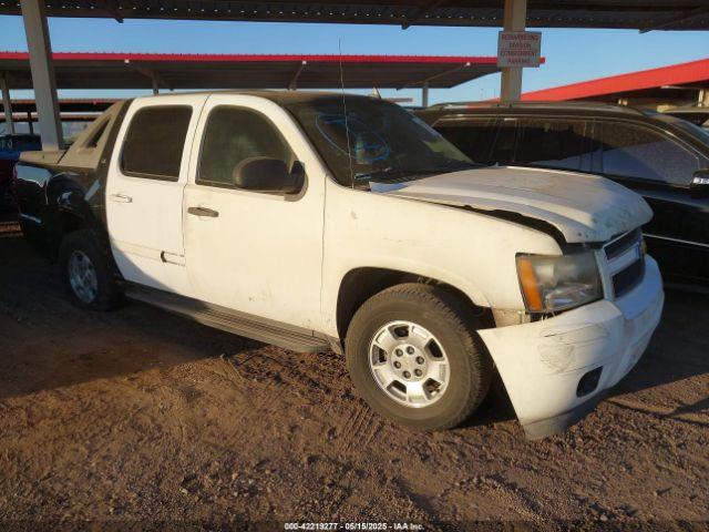  Salvage Chevrolet Avalanche 1500
