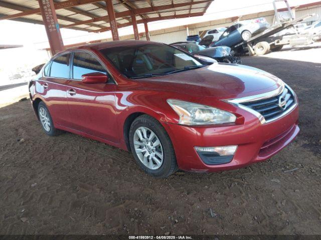  Salvage Nissan Altima