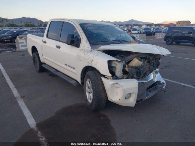  Salvage Nissan Titan