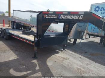  Salvage Diamond Trailer