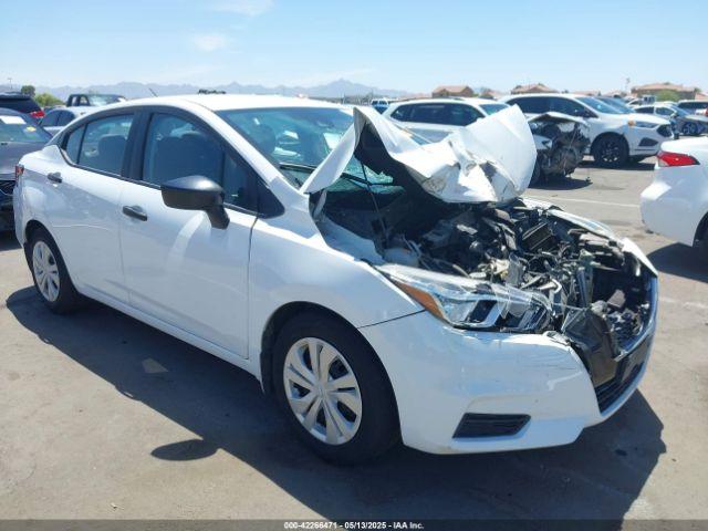  Salvage Nissan Versa