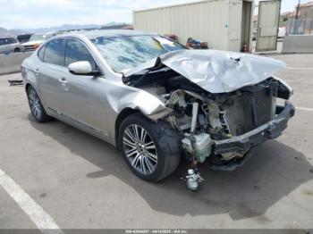  Salvage Kia Cadenza