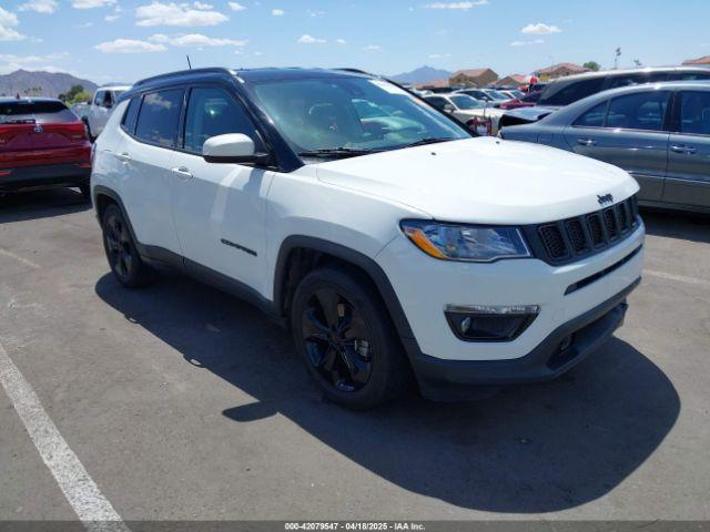  Salvage Jeep Compass