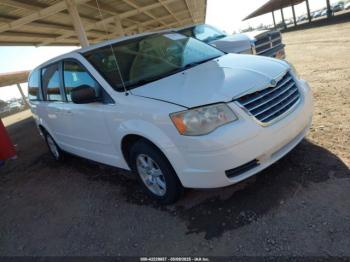  Salvage Chrysler Town & Country