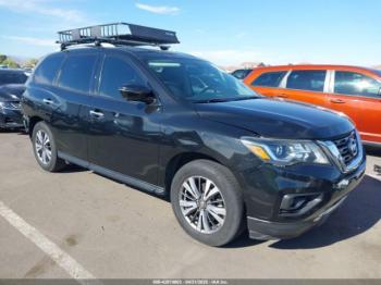  Salvage Nissan Pathfinder