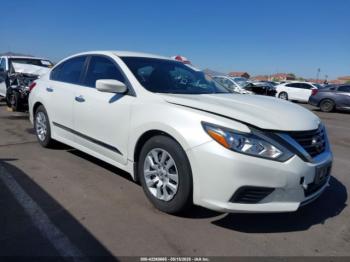  Salvage Nissan Altima