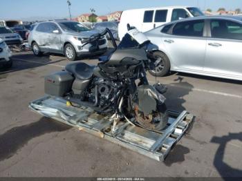  Salvage Harley-Davidson Fltrxs