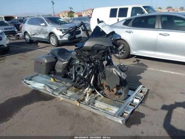  Salvage Harley-Davidson Fltrxs