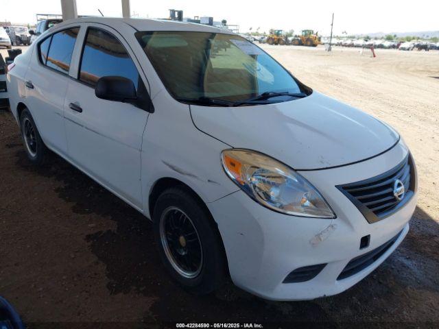  Salvage Nissan Versa