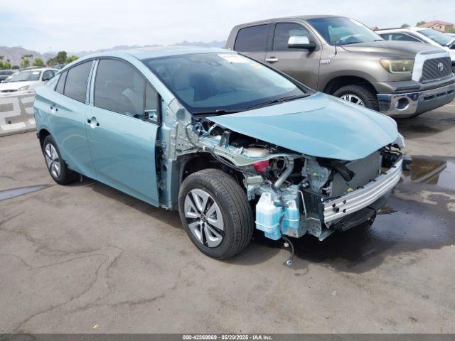  Salvage Toyota Prius