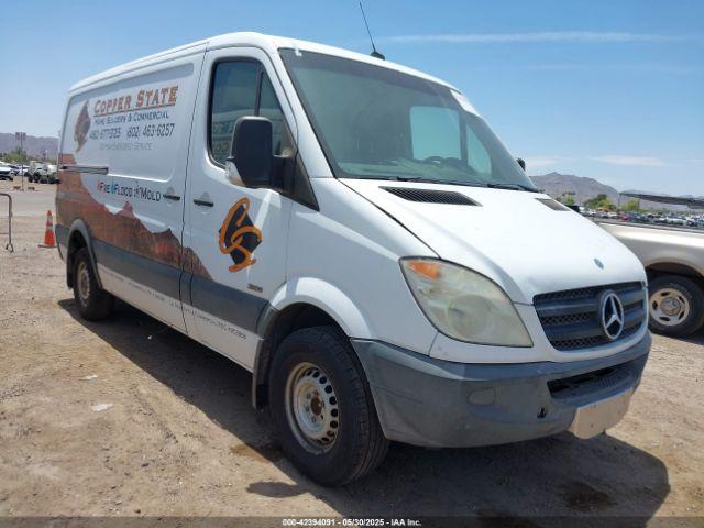  Salvage Mercedes-Benz Sprinter 2500