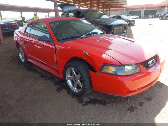  Salvage Ford Mustang