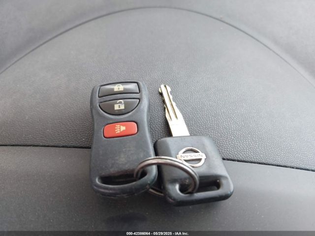 Nissan Titan Sv Image 9