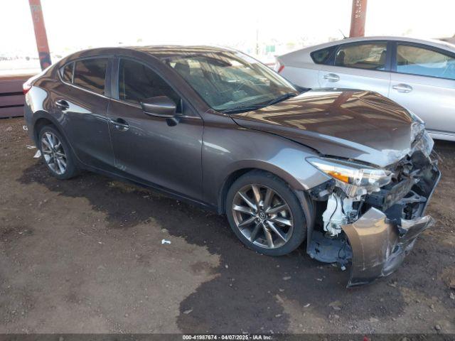  Salvage Mazda Mazda3