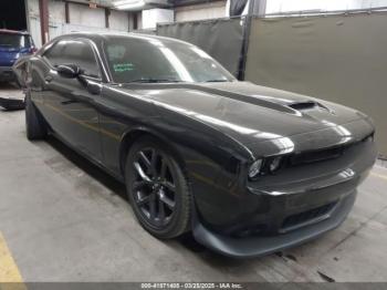  Salvage Dodge Challenger