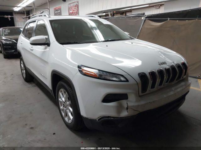  Salvage Jeep Cherokee