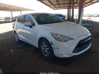  Salvage Toyota Yaris