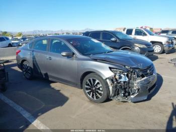  Salvage Nissan Altima