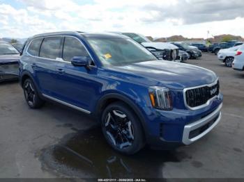  Salvage Kia Telluride