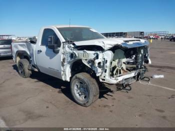  Salvage General Motors Sierra 2500HD