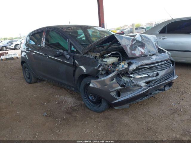  Salvage Ford Fiesta