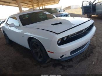  Salvage Dodge Challenger
