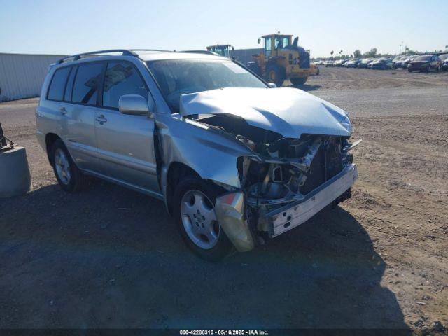 Salvage Toyota Highlander