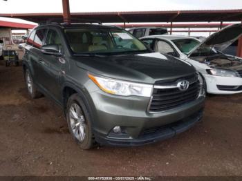  Salvage Toyota Highlander