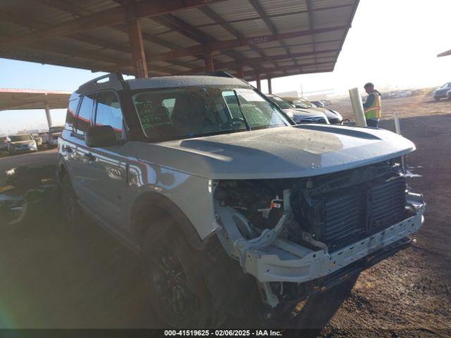  Salvage Ford Bronco