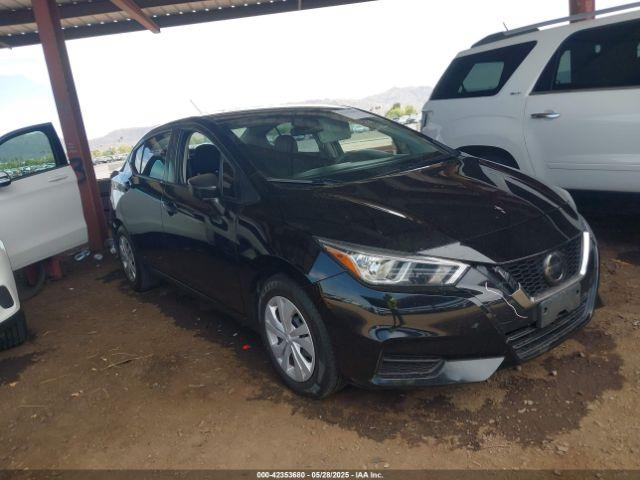  Salvage Nissan Versa