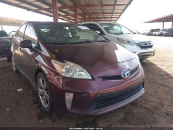  Salvage Toyota Prius