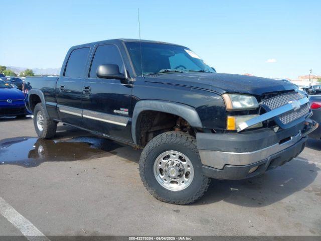  Salvage Chevrolet Silverado 2500