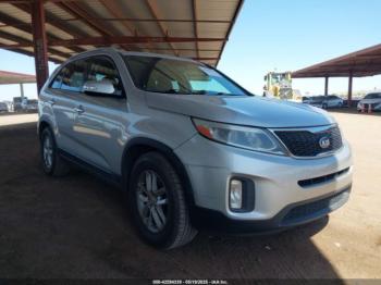  Salvage Kia Sorento
