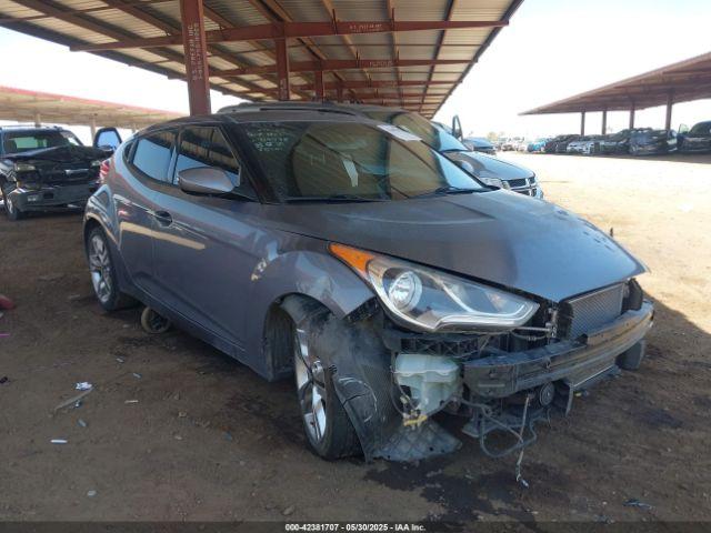  Salvage Hyundai VELOSTER