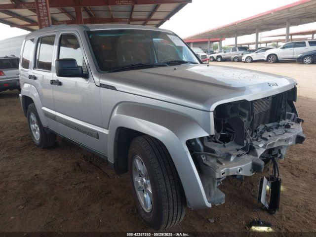  Salvage Jeep Liberty