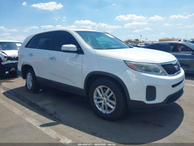  Salvage Kia Sorento