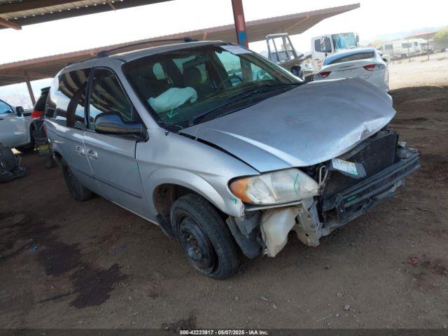 Salvage Chrysler Town & Country