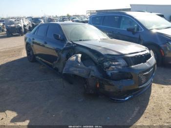  Salvage Chrysler 300