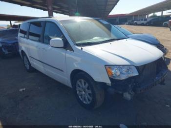  Salvage Chrysler Town & Country