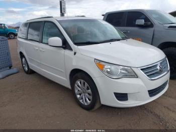  Salvage Volkswagen Routan