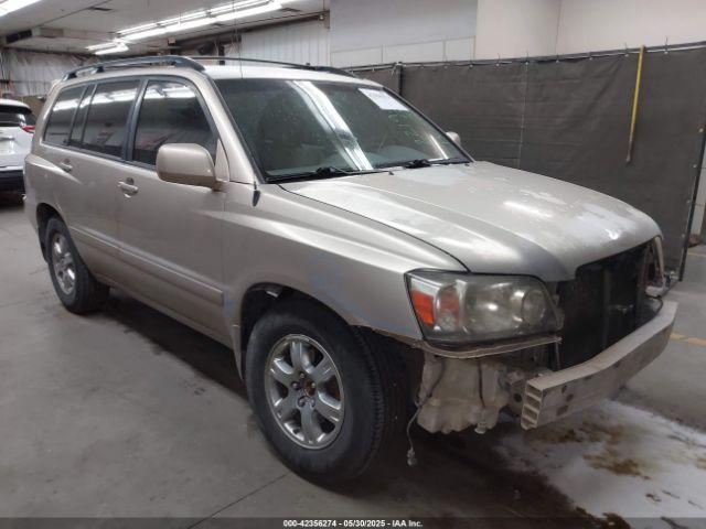  Salvage Toyota Highlander