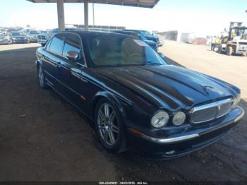  Salvage Jaguar XJ
